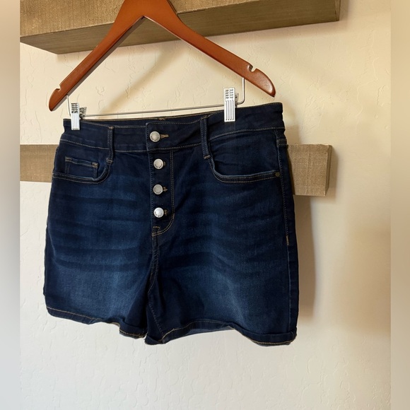 Nine West|Women’s dark blue Denim high waisted Jean Shorts,button fly•••size 10 - Picture 3 of 12